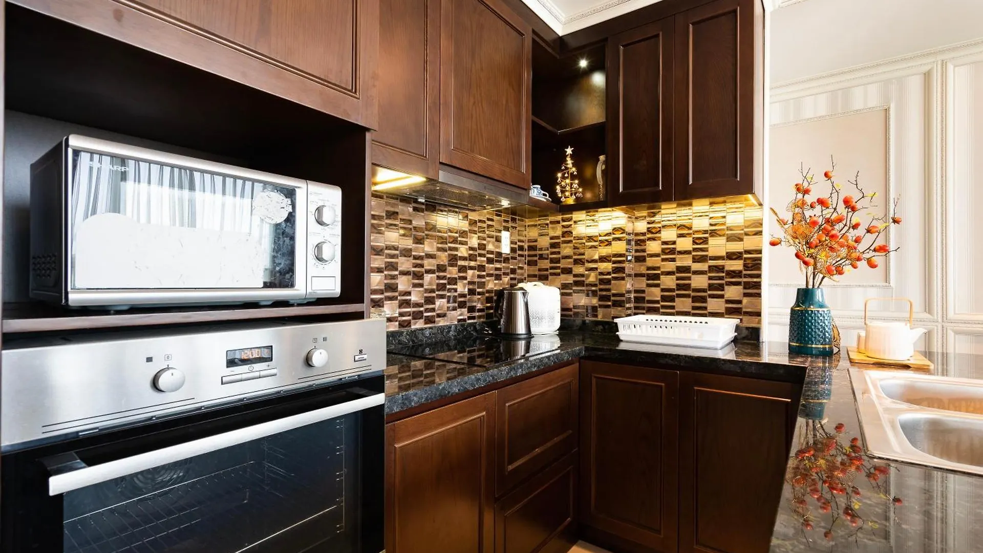 Leman Luxury 3 Bedroom Apartment By Chloe Ho Chi Minh City 0*,  Vietnam