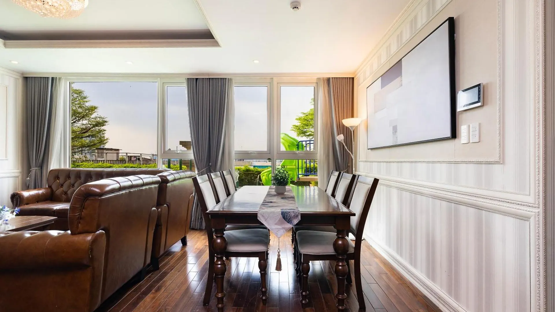 Leman Luxury 3 Bedroom Apartment By Chloe Ho Chi Minh City