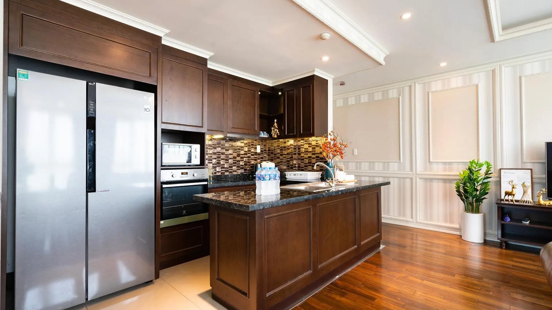Leman Luxury 3 Bedroom Apartment By Chloe Ho Chi Minh City