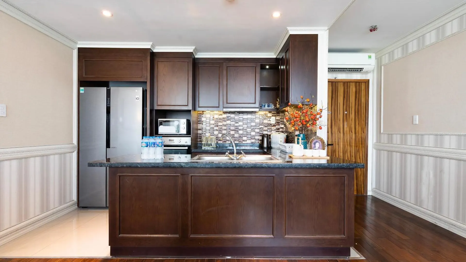 Leman Luxury 3 Bedroom Apartment By Chloe Ho Chi Minh City