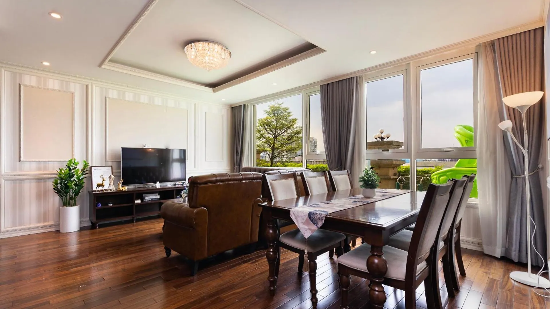 Leman Luxury 3 Bedroom Apartment By Chloe Ho Chi Minh City