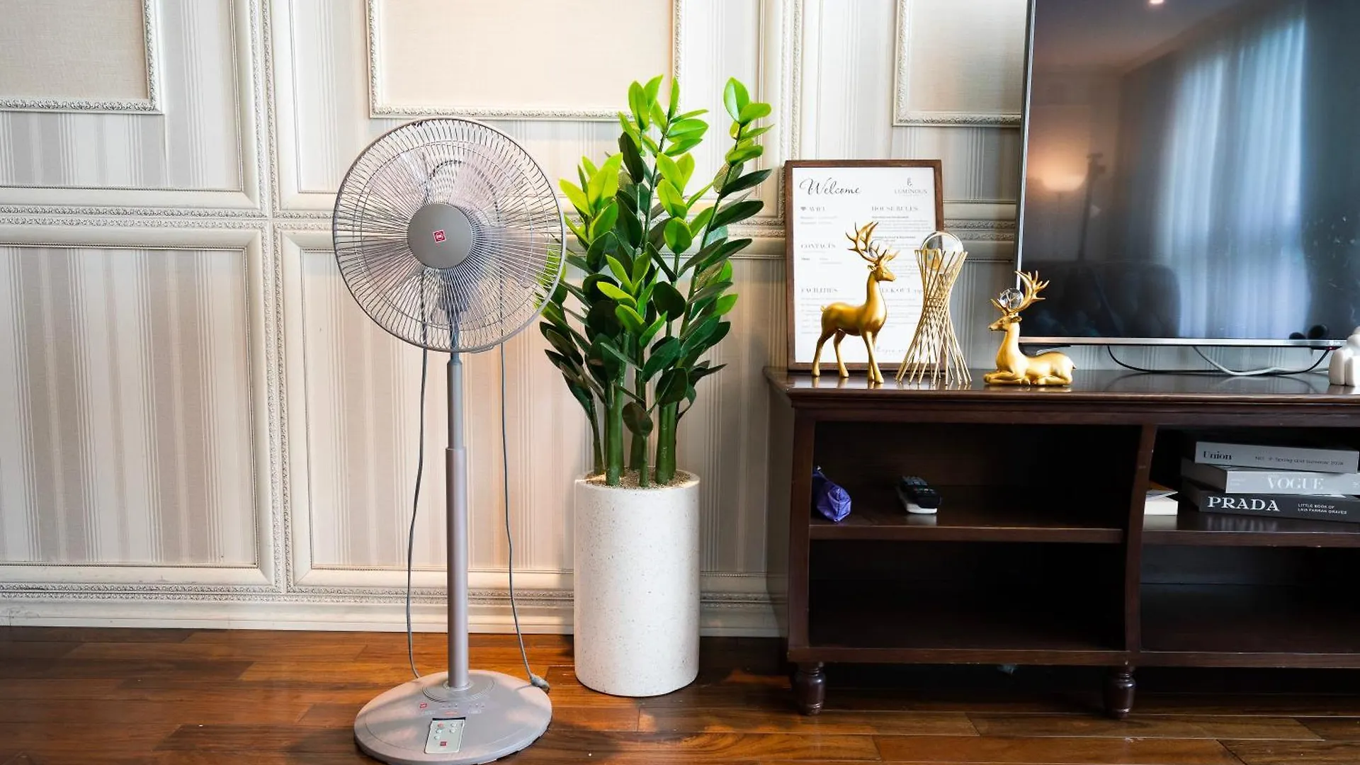 Leman Luxury 3 Bedroom Apartment By Chloe Ho Chi Minh City