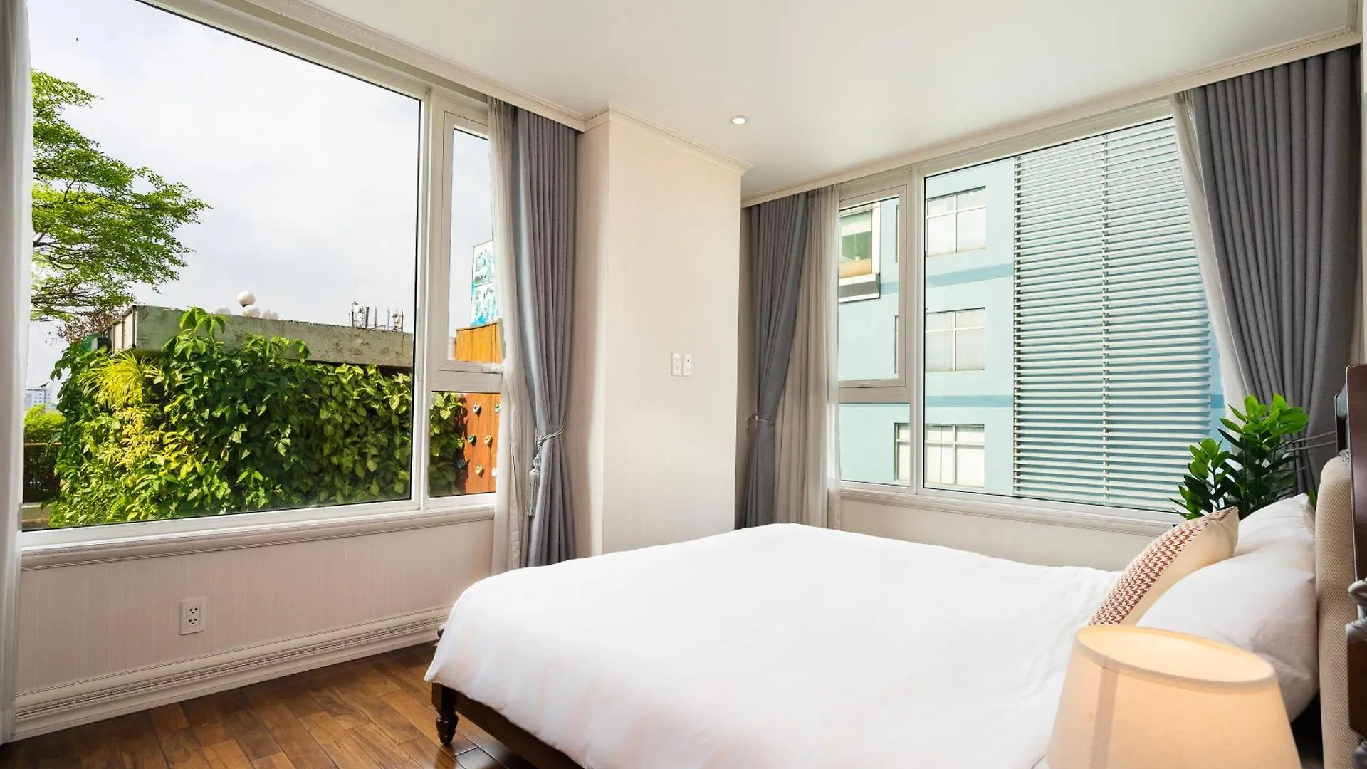 Leman Luxury 3 Bedroom Apartment By Chloe Thành Pho Ho Chí Minh Vietnam